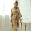 Langes gelbes japanisches Pyjama Kimono